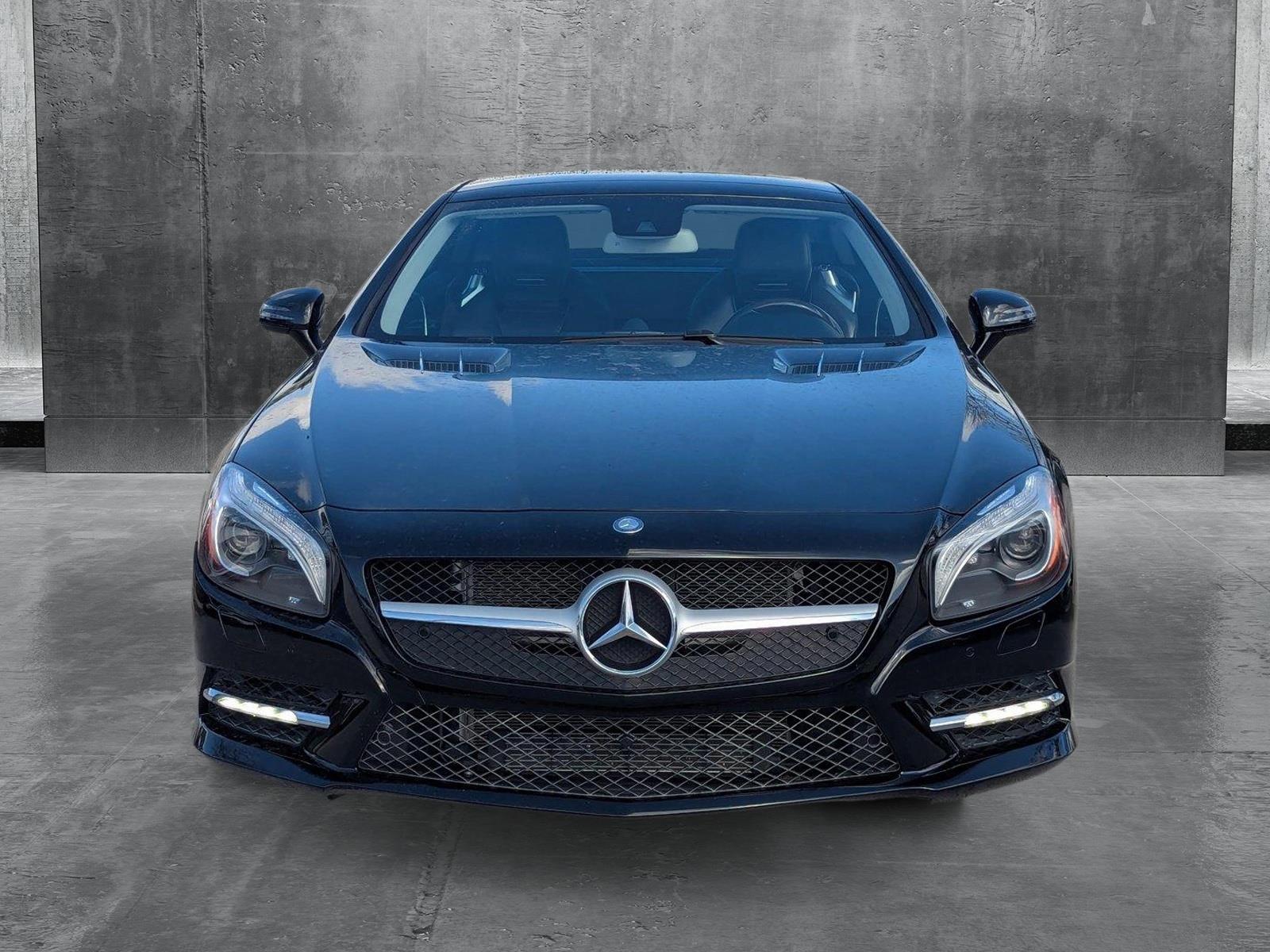 2014 Mercedes-Benz SL-Class Vehicle Photo in Delray Beach, FL 33444