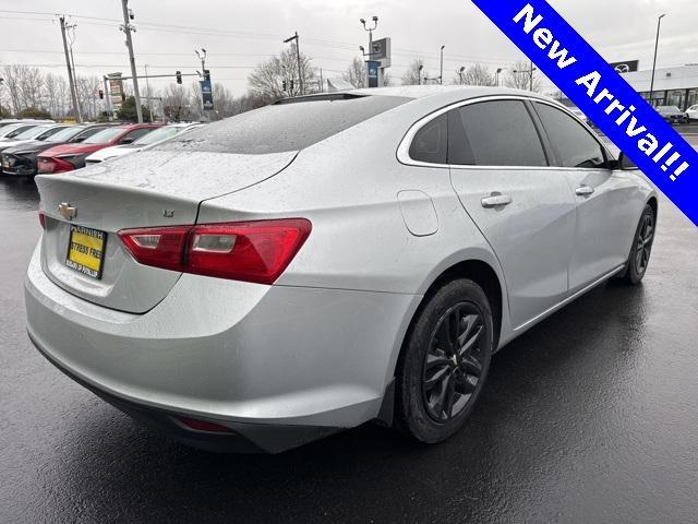 2017 Chevrolet Malibu Vehicle Photo in Puyallup, WA 98371