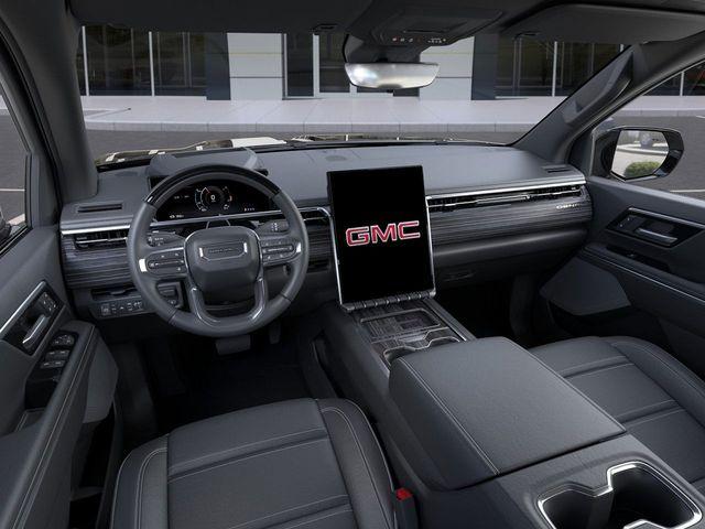 2025 GMC Sierra EV Vehicle Photo in WATERTOWN, CT 06795-3318