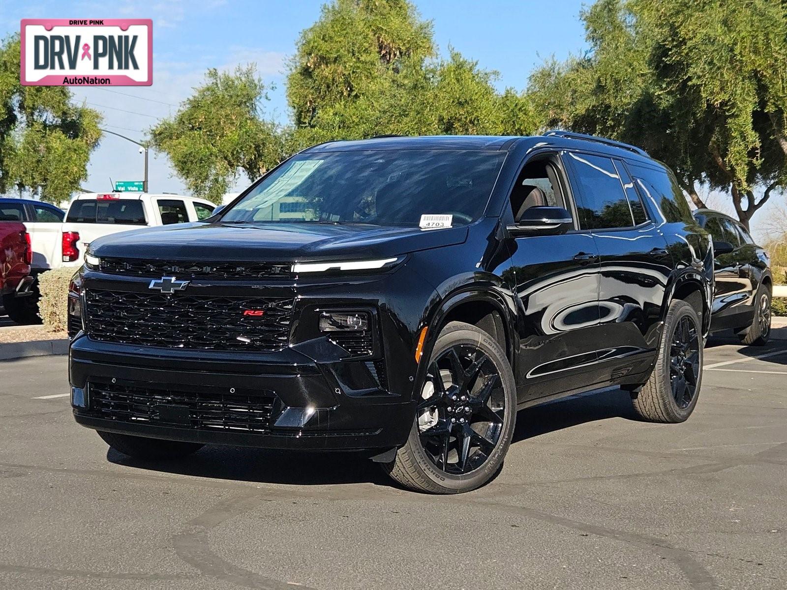 2025 Chevrolet Traverse Vehicle Photo in GILBERT, AZ 85297-0446