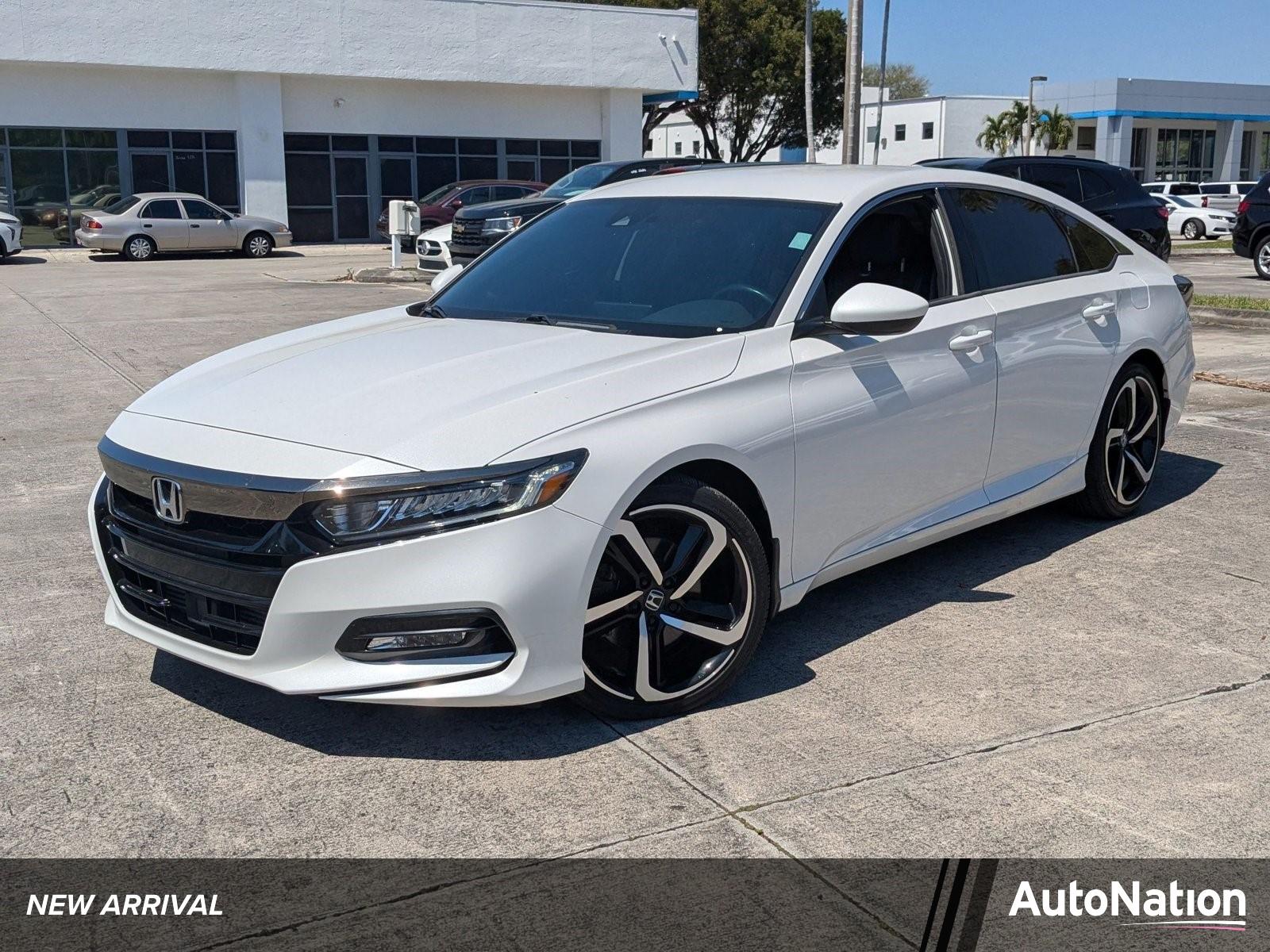 2019 Honda Accord Sedan Vehicle Photo in PEMBROKE PINES, FL 33024-6534