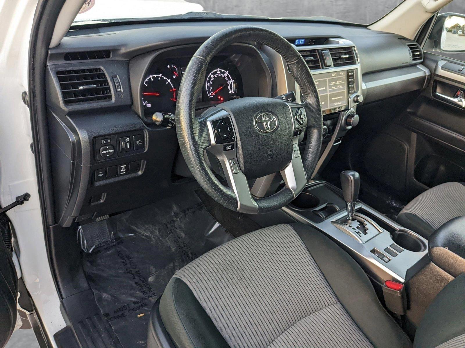 2020 Toyota 4Runner Vehicle Photo in Davie, FL 33331