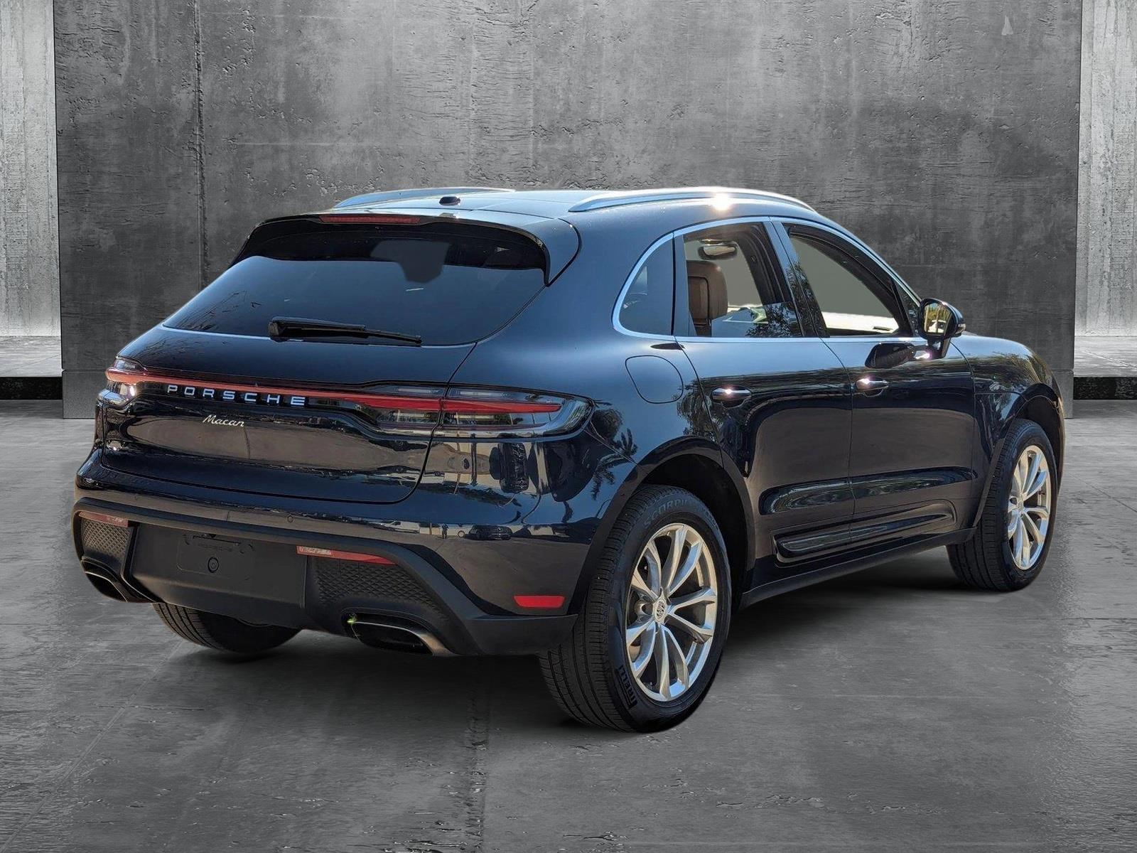 2022 Porsche Macan Vehicle Photo in Pembroke Pines , FL 33027