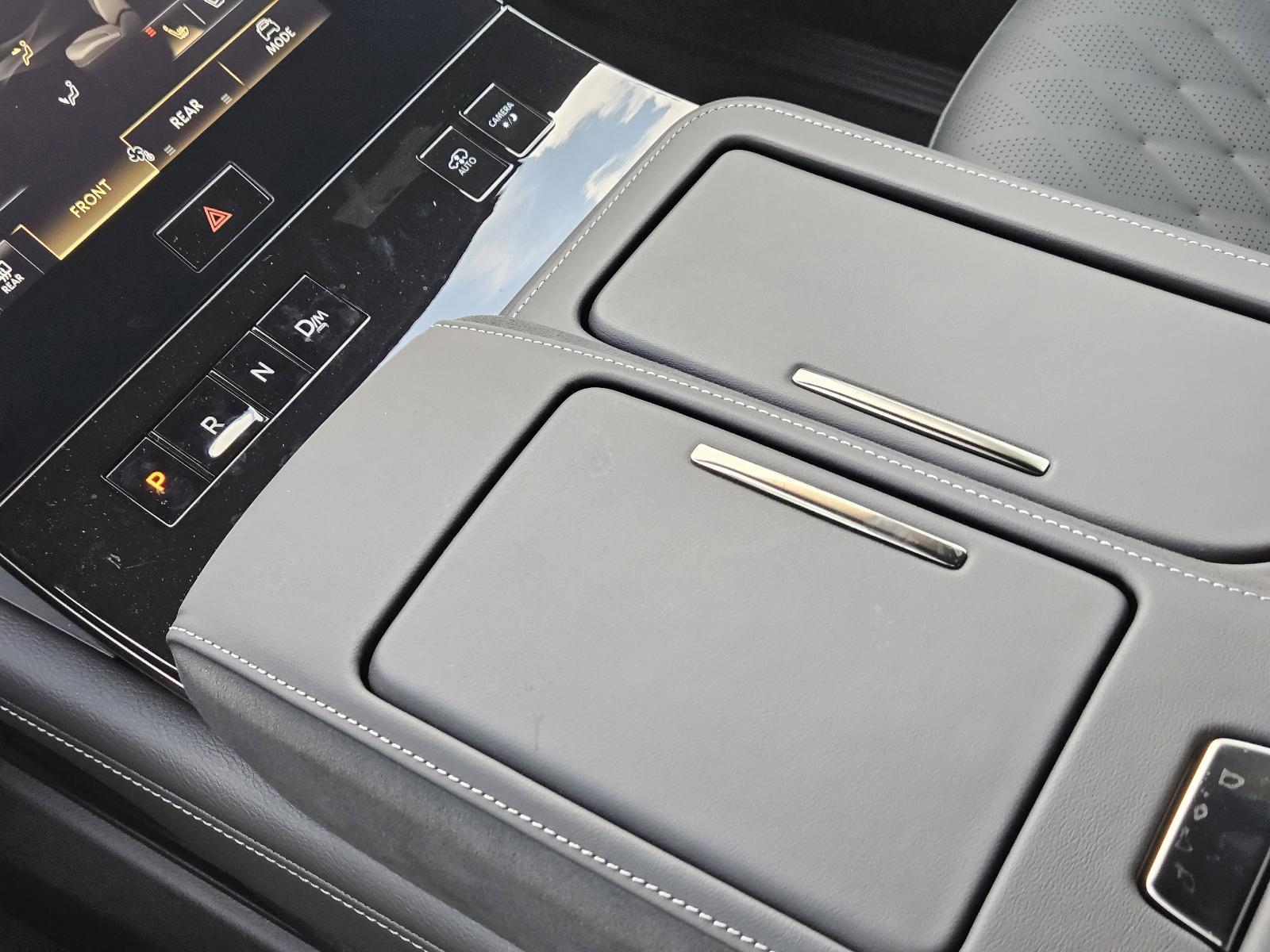 2025 INFINITI QX80 Vehicle Photo in Fort Worth, TX 76132