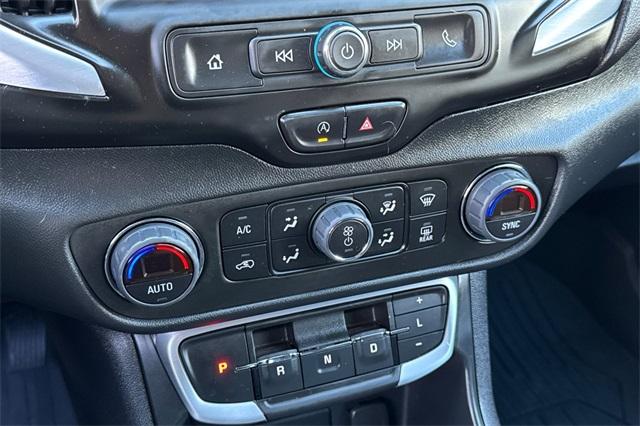 2023 GMC Terrain Vehicle Photo in ELK GROVE, CA 95757-8703