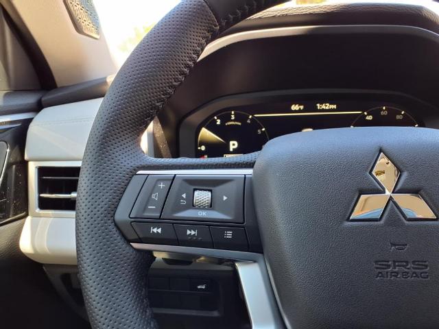 2025 Mitsubishi Outlander Vehicle Photo in Tampa, FL 33612