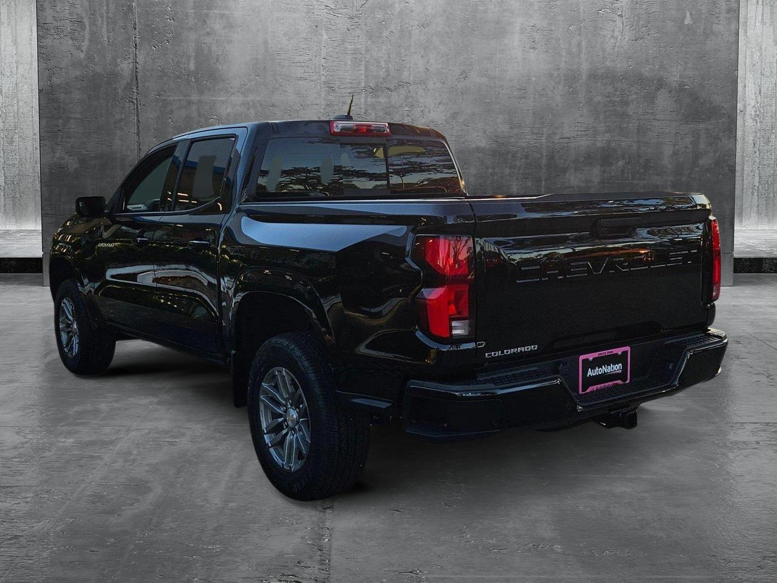 2025 Chevrolet Colorado Vehicle Photo in GREENACRES, FL 33463-3207