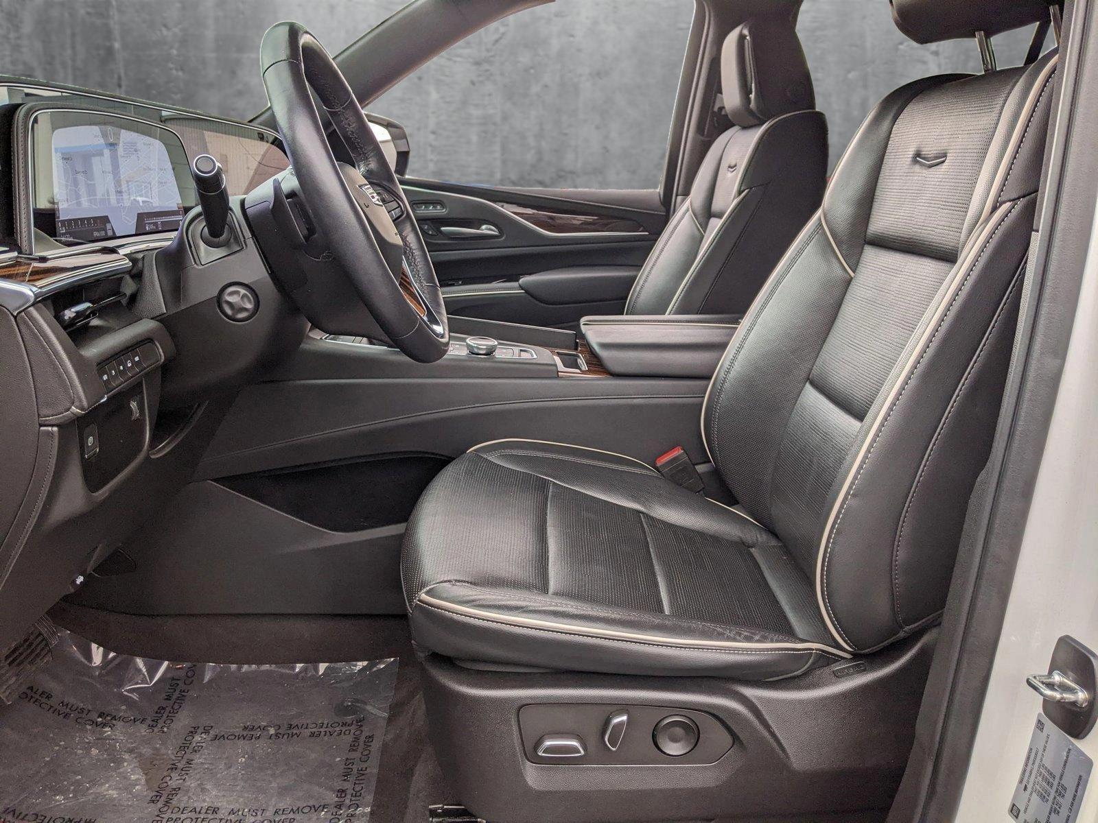 2022 Cadillac Escalade Vehicle Photo in TIMONIUM, MD 21093-2300
