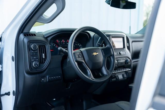 2025 Chevrolet Silverado 3500 HD Vehicle Photo in PLYMOUTH, MA 02360-4801