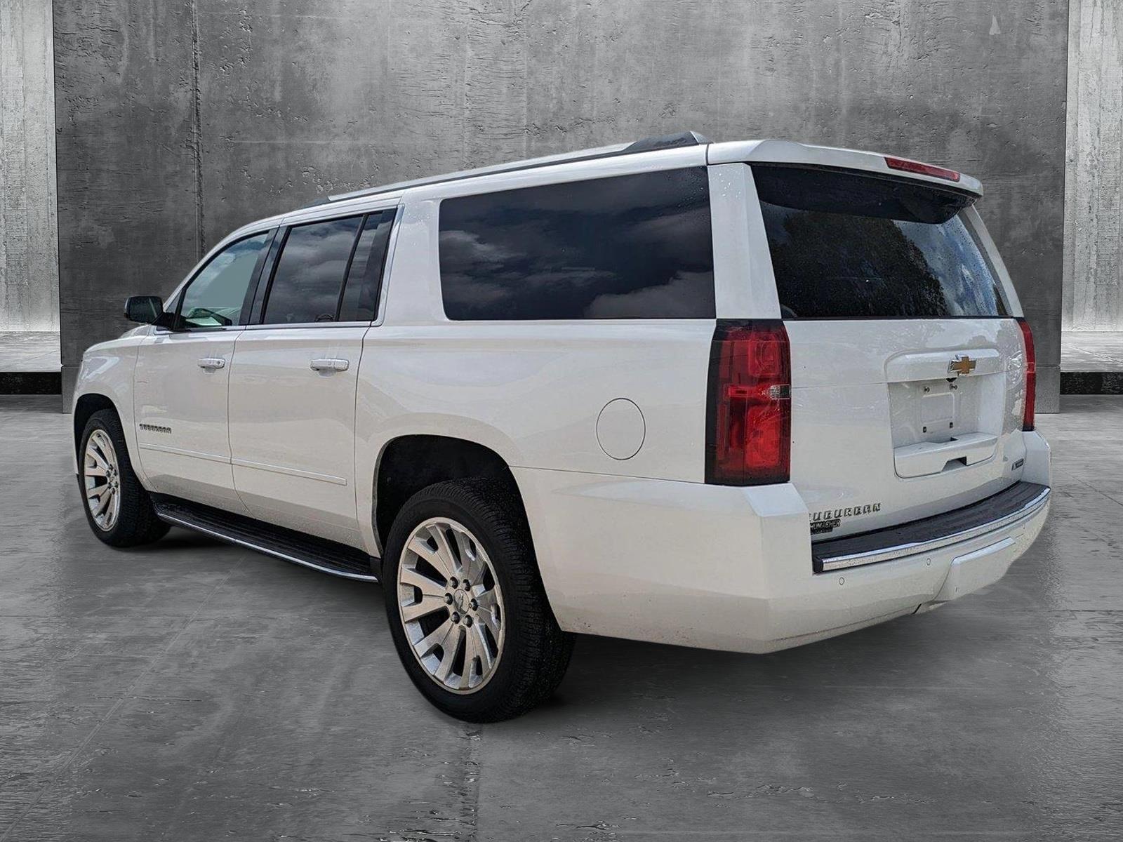 2018 Chevrolet Suburban Vehicle Photo in GREENACRES, FL 33463-3207