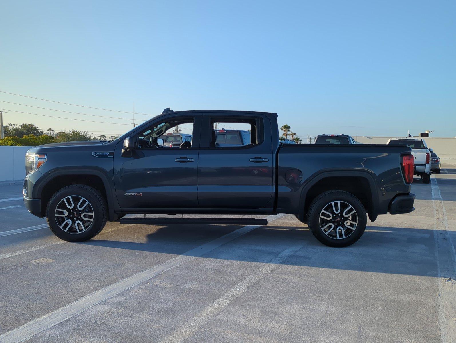 2021 GMC Sierra 1500 Vehicle Photo in Sarasota, FL 34231