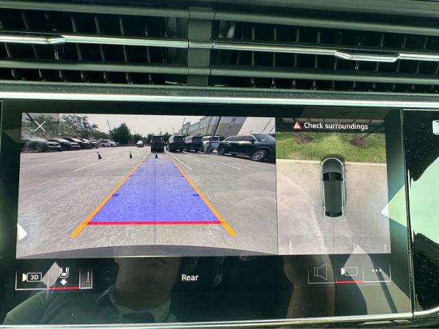 2025 Audi Q8 Vehicle Photo in HOUSTON, TX 77090