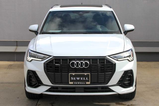 2024 Audi Q3 Vehicle Photo in SUGAR LAND, TX 77478