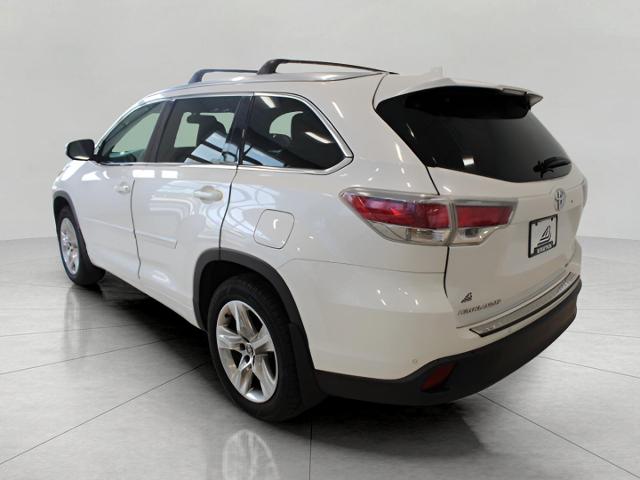 2016 Toyota Highlander Vehicle Photo in Green Bay, WI 54304