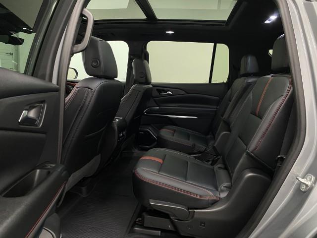 2024 Chevrolet Traverse Vehicle Photo in MANITOWOC, WI 54220-5838