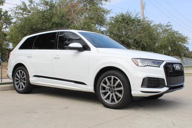 2024 Audi Q7 Vehicle Photo in HOUSTON, TX 77090