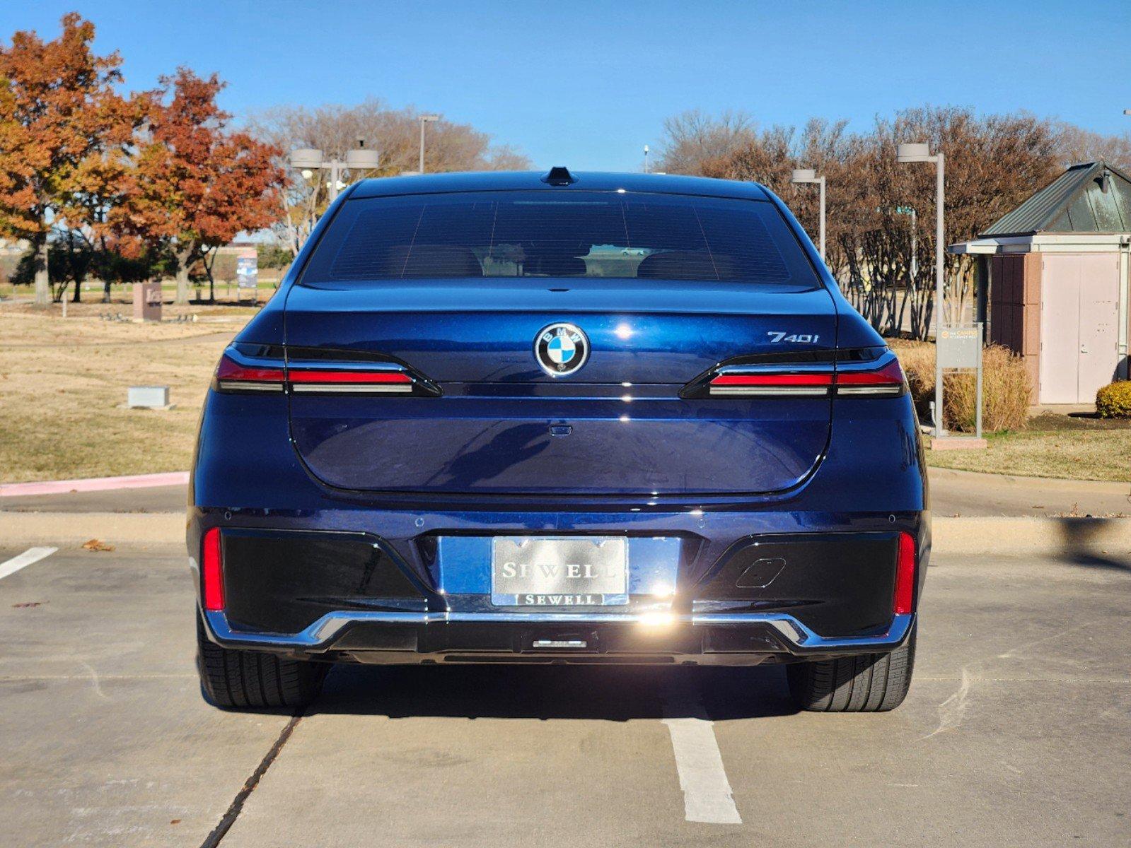 2024 BMW 740i Vehicle Photo in PLANO, TX 75024