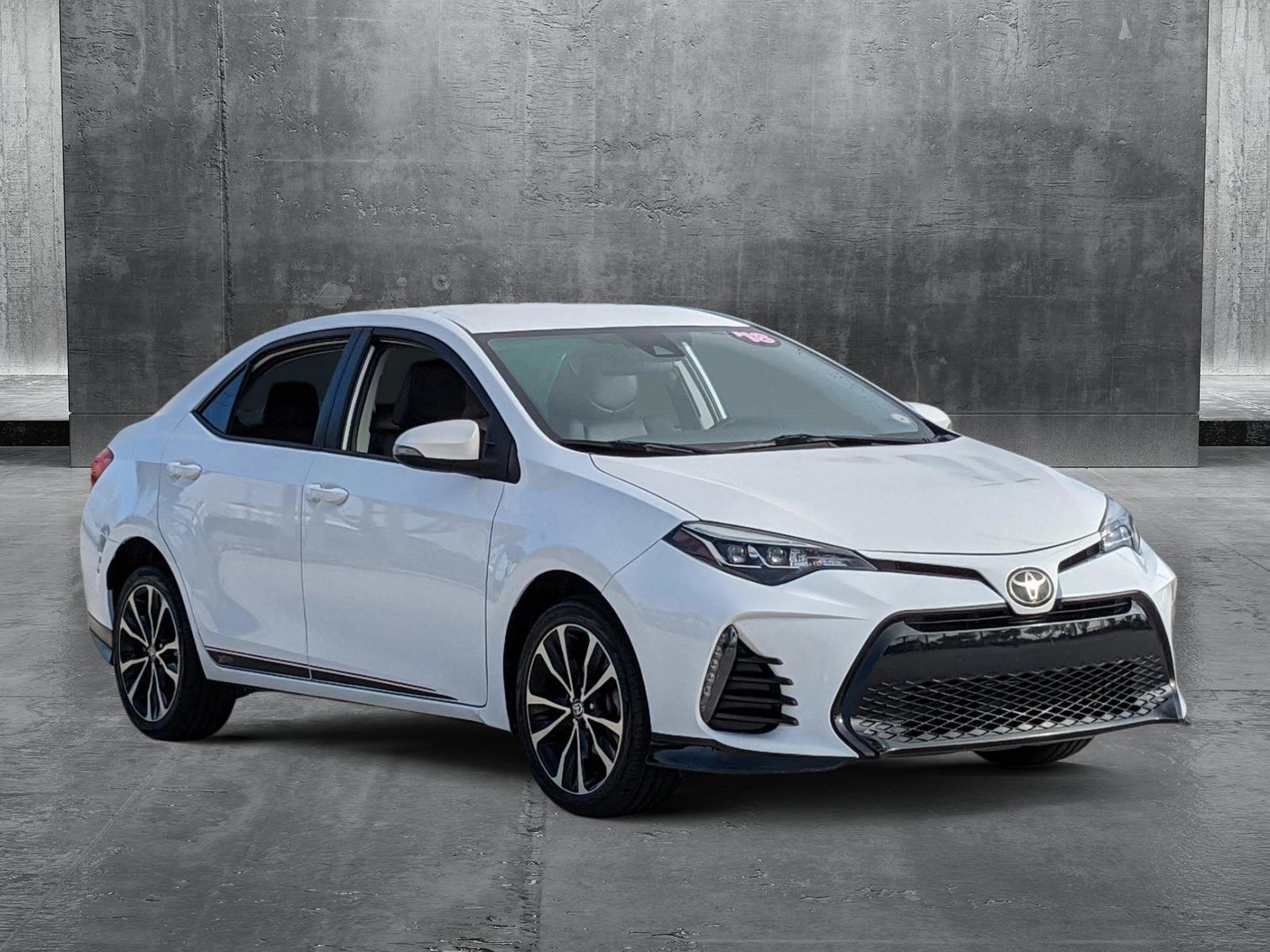 2018 Toyota Corolla Vehicle Photo in Davie, FL 33331