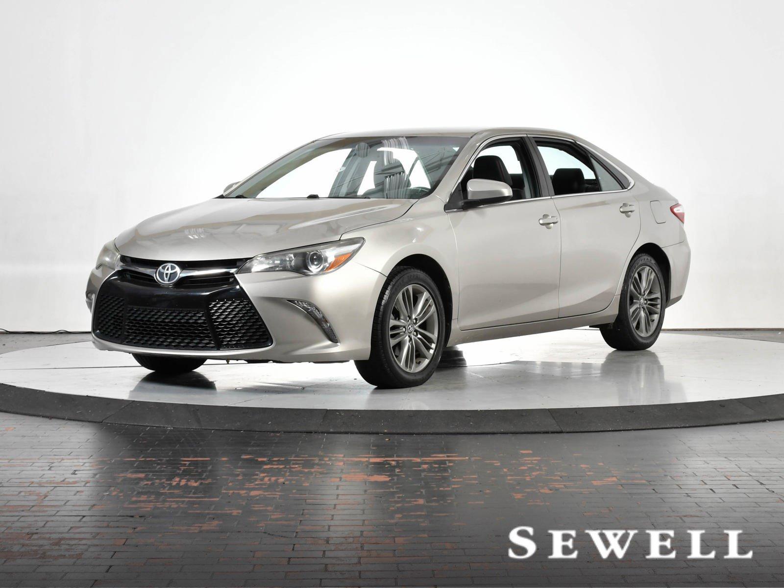 2016 Toyota Camry Vehicle Photo in DALLAS, TX 75235