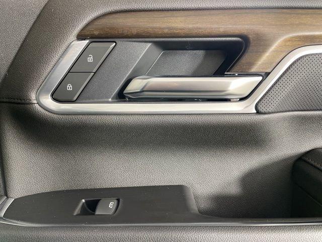 2025 Chevrolet Silverado 3500 HD Vehicle Photo in PHOENIX, AZ 85014-3381