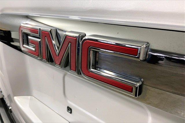 2019 GMC Yukon Vehicle Photo in KANSAS CITY, MO 64114-4502