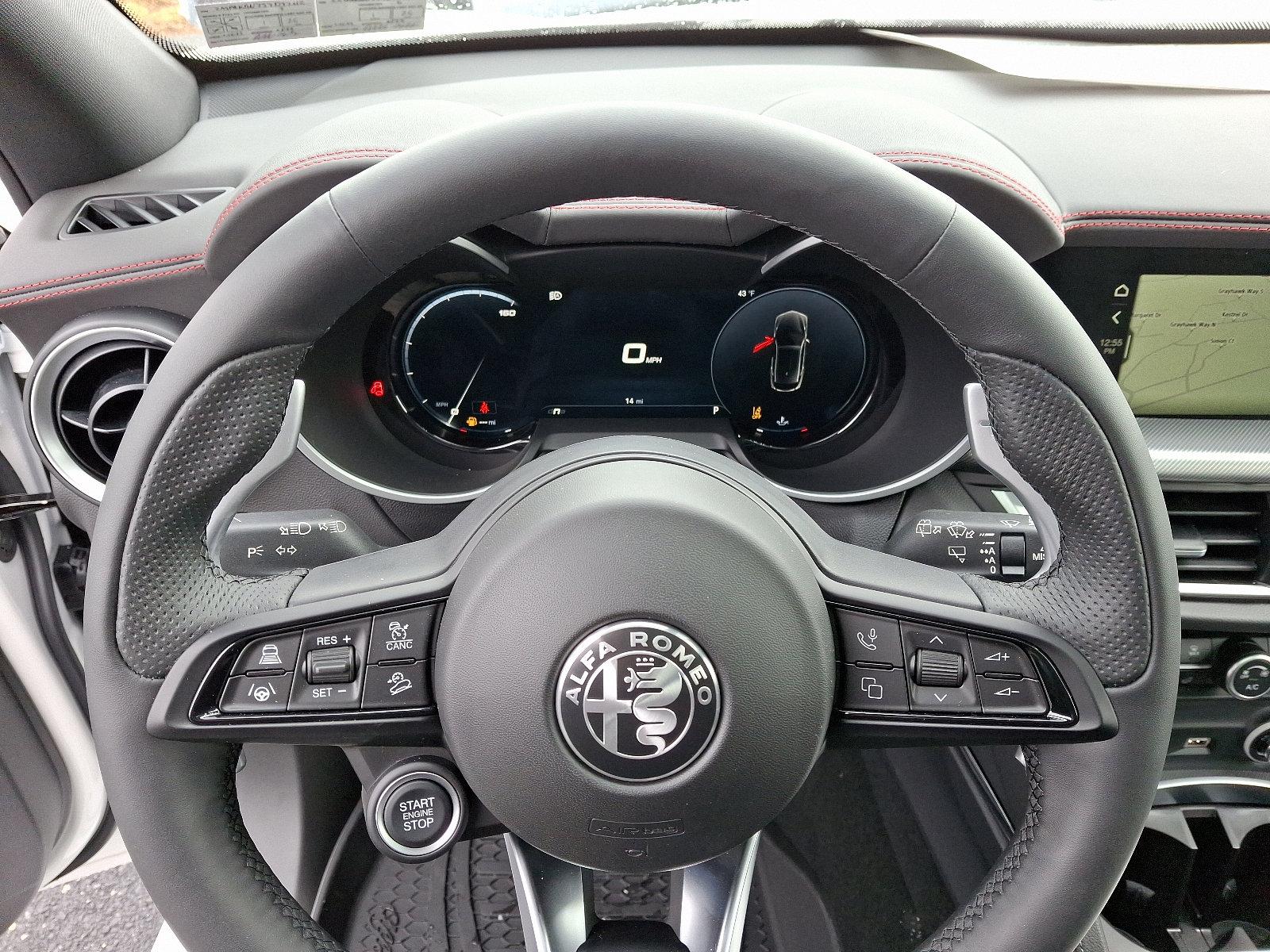 2025 Alfa Romeo Stelvio Vehicle Photo in Mechanicsburg, PA 17050