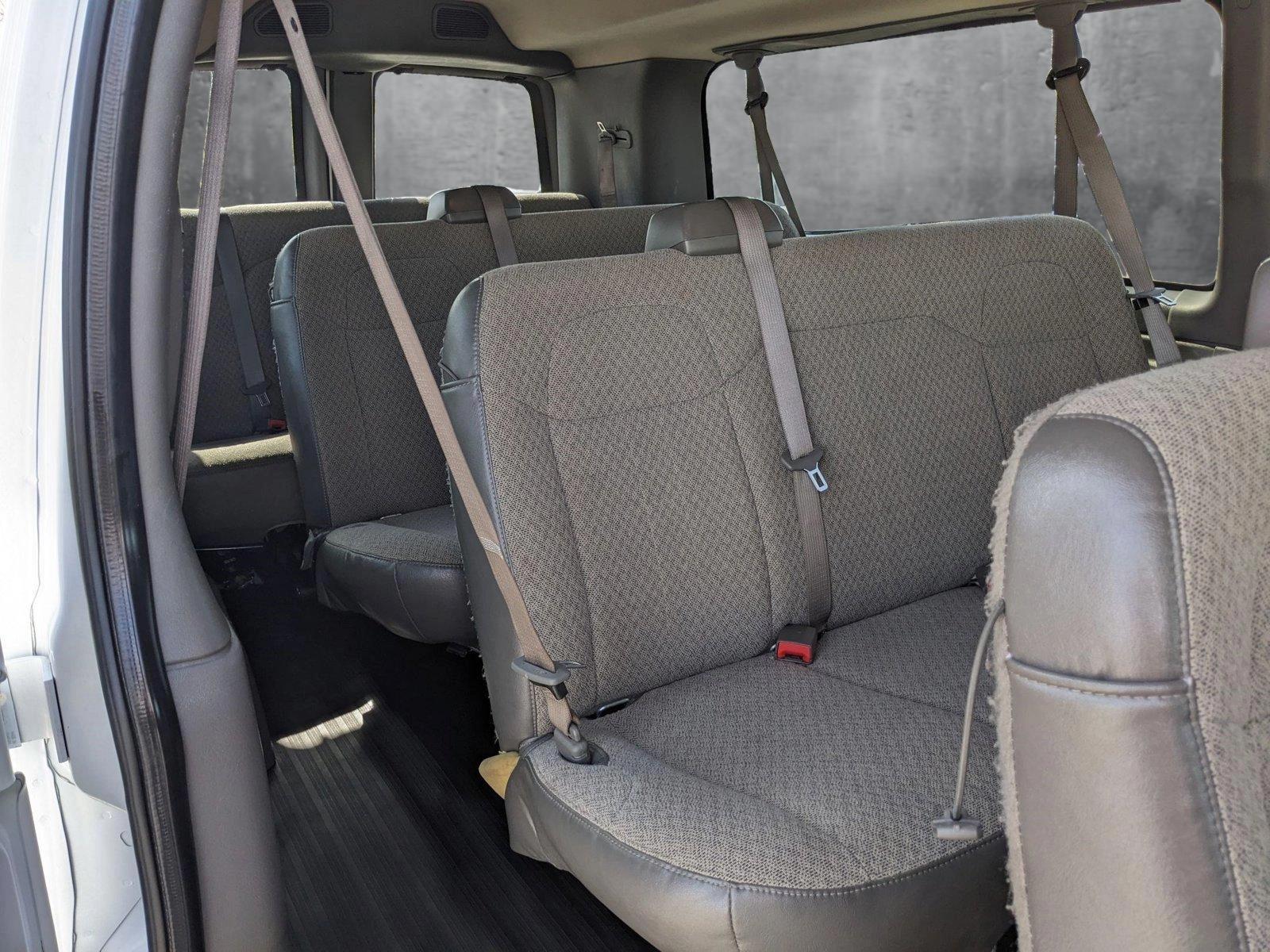 2023 GMC Savana Passenger 3500 Vehicle Photo in HOUSTON, TX 77034-5009