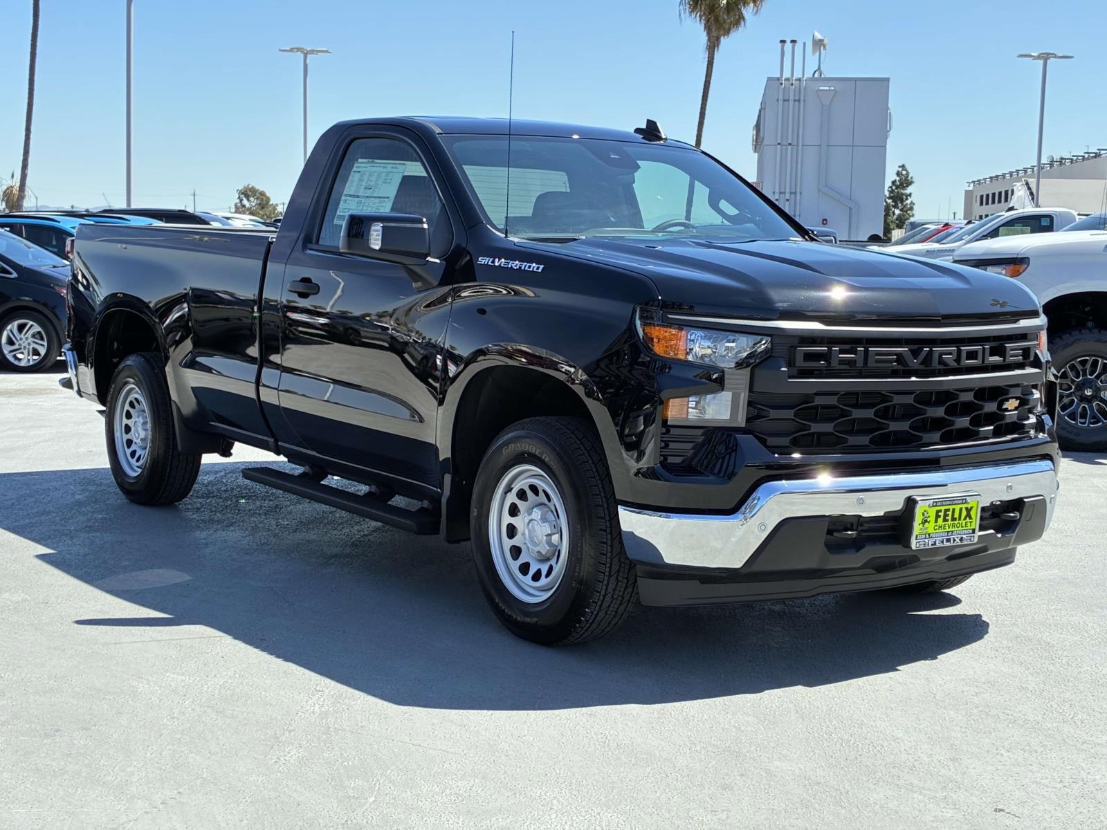 2025 Chevrolet Silverado 1500 Vehicle Photo in LOS ANGELES, CA 90007-3794