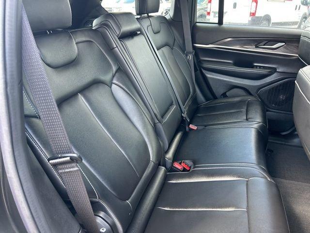 2024 Jeep Grand Cherokee Vehicle Photo in MEDINA, OH 44256-9631