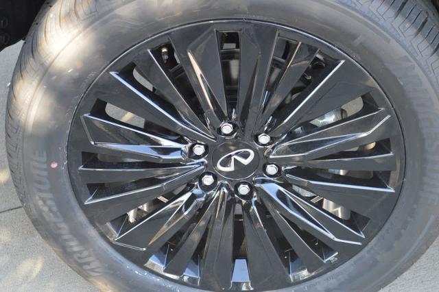 2025 INFINITI QX80 Vehicle Photo in Houston, TX 77090