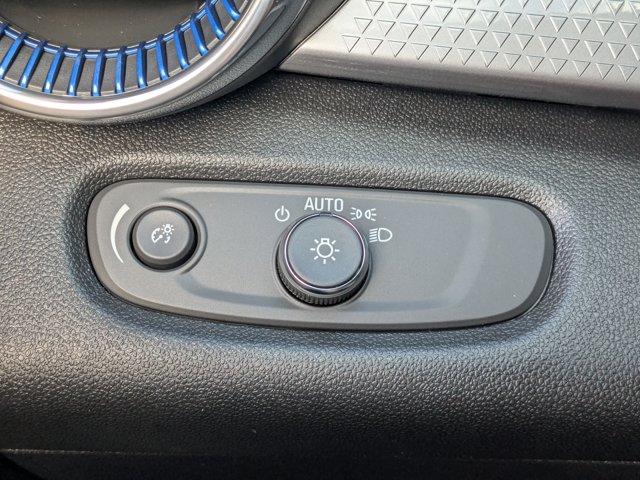 2025 Chevrolet Trax Vehicle Photo in BRUNSWICK, GA 31525-1881