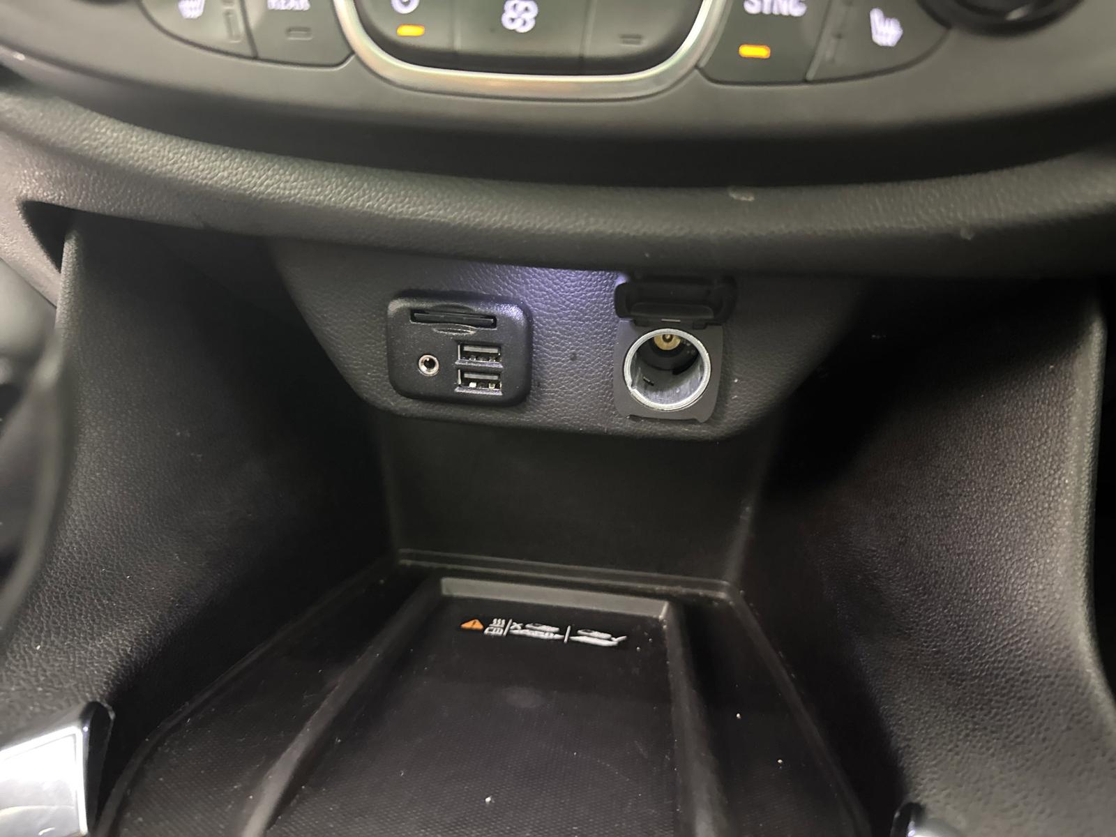 2023 Chevrolet Traverse Vehicle Photo in GEORGETOWN, TX 78626-7508