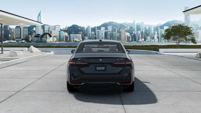 2025 BMW i5 Vehicle Photo in GRAPEVINE, TX 76051