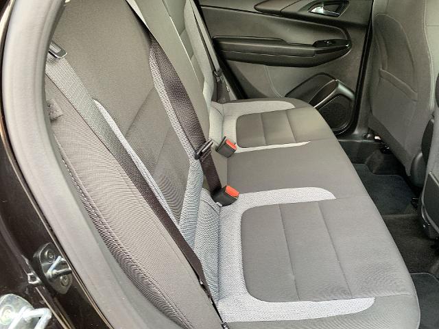 2022 Chevrolet Trailblazer Vehicle Photo in MOON TOWNSHIP, PA 15108-2571