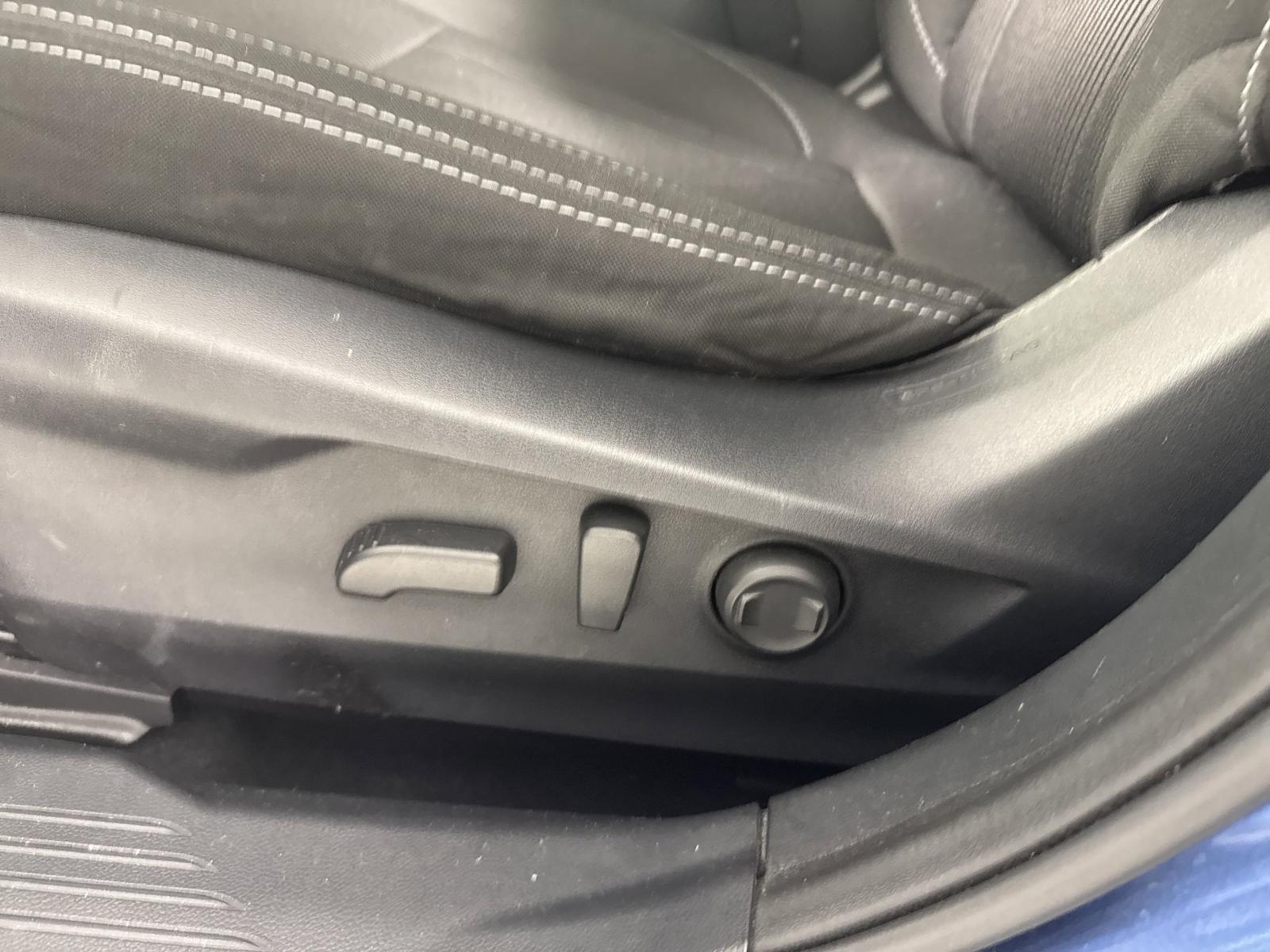 2022 Subaru Legacy Vehicle Photo in GEORGETOWN, TX 78626-7508