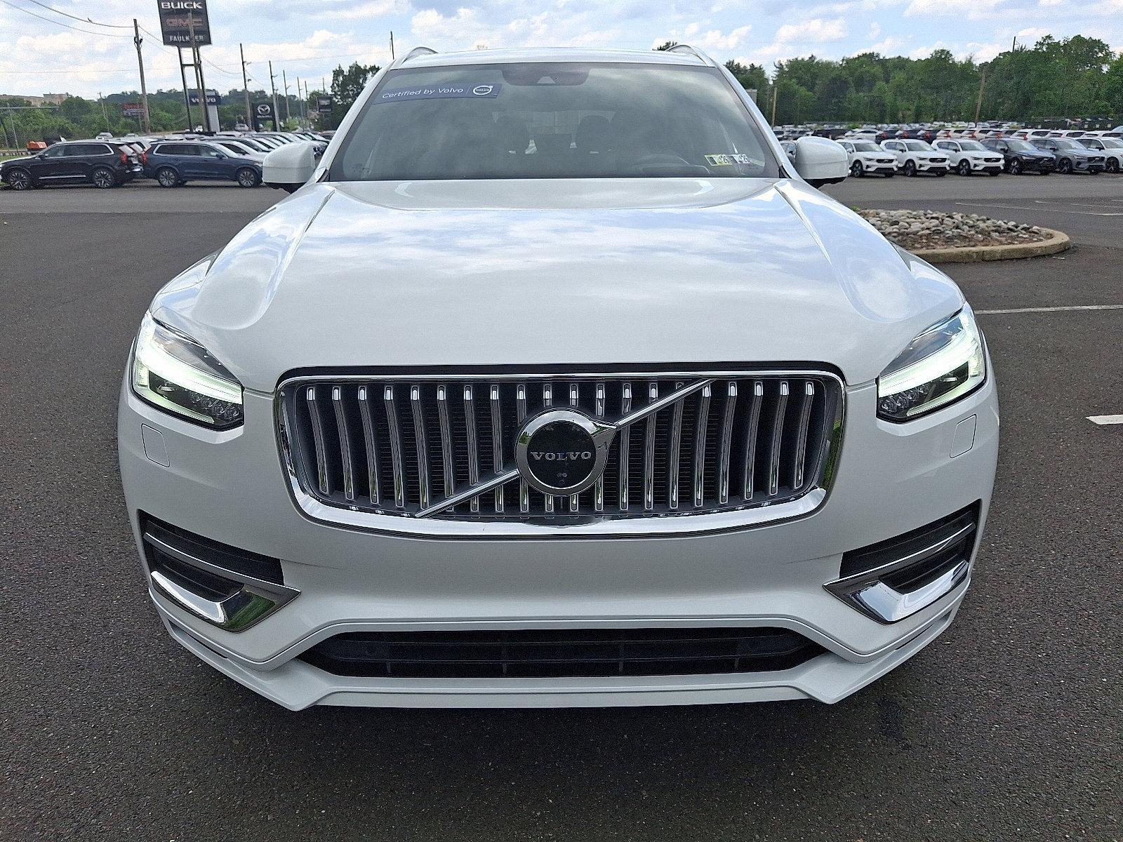 2022 Volvo XC90 Vehicle Photo in Trevose, PA 19053