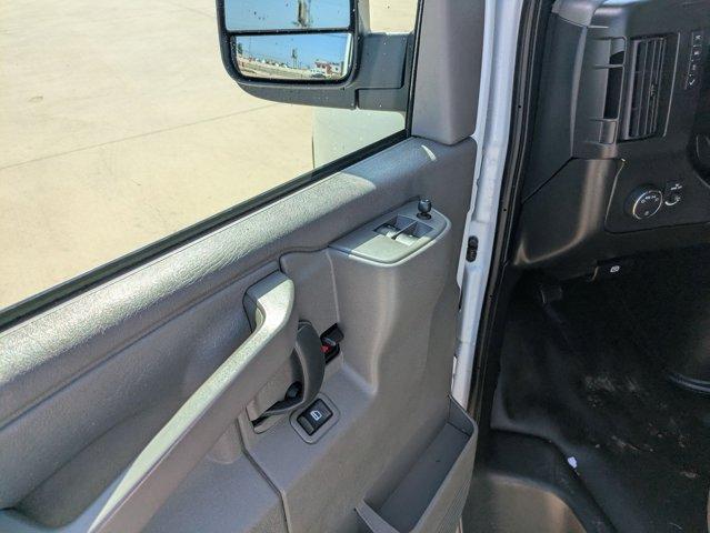 2023 GMC Savana Cargo Van Vehicle Photo in SELMA, TX 78154-1459