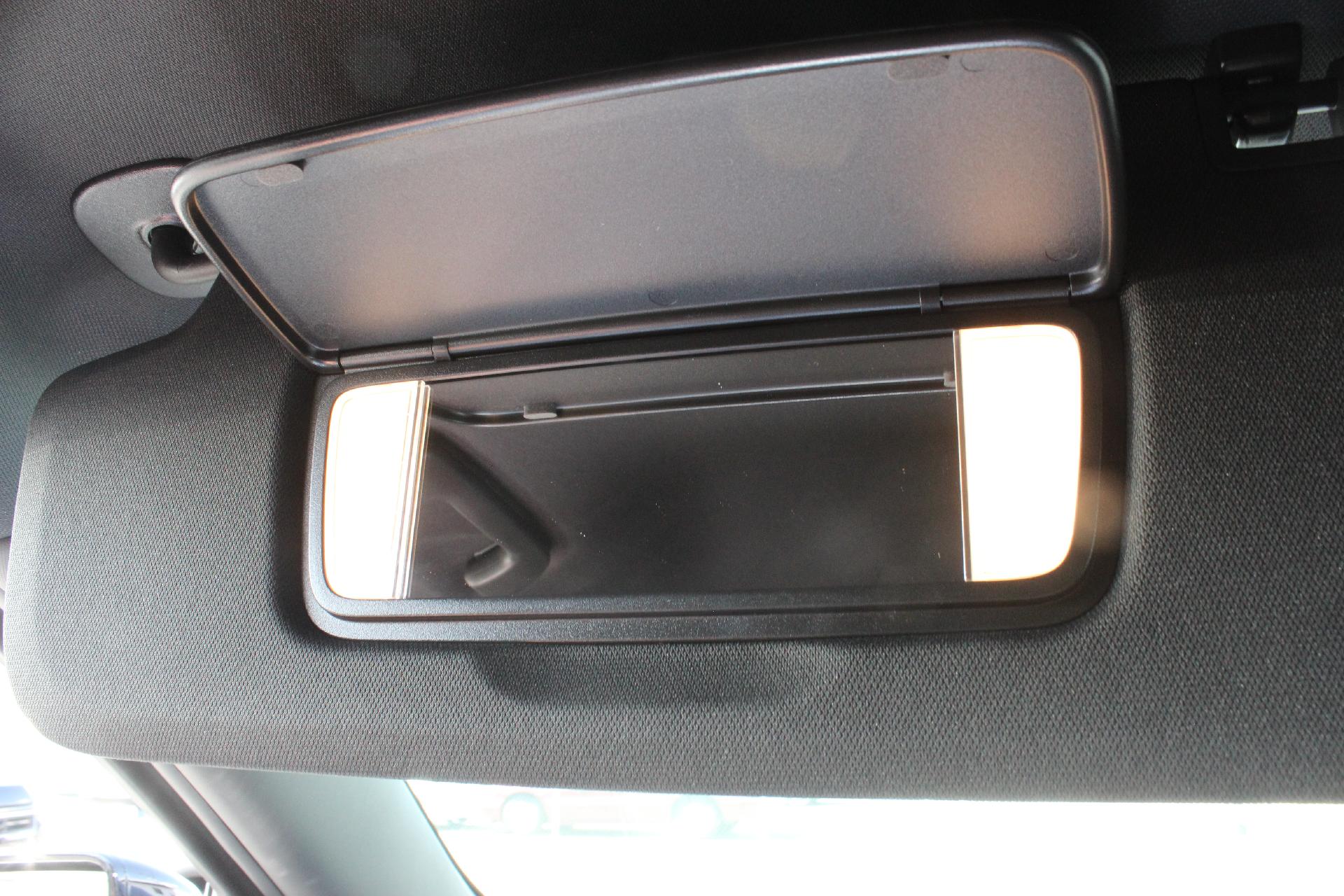 2025 GMC Yukon XL Vehicle Photo in AURORA, CO 80012-4011
