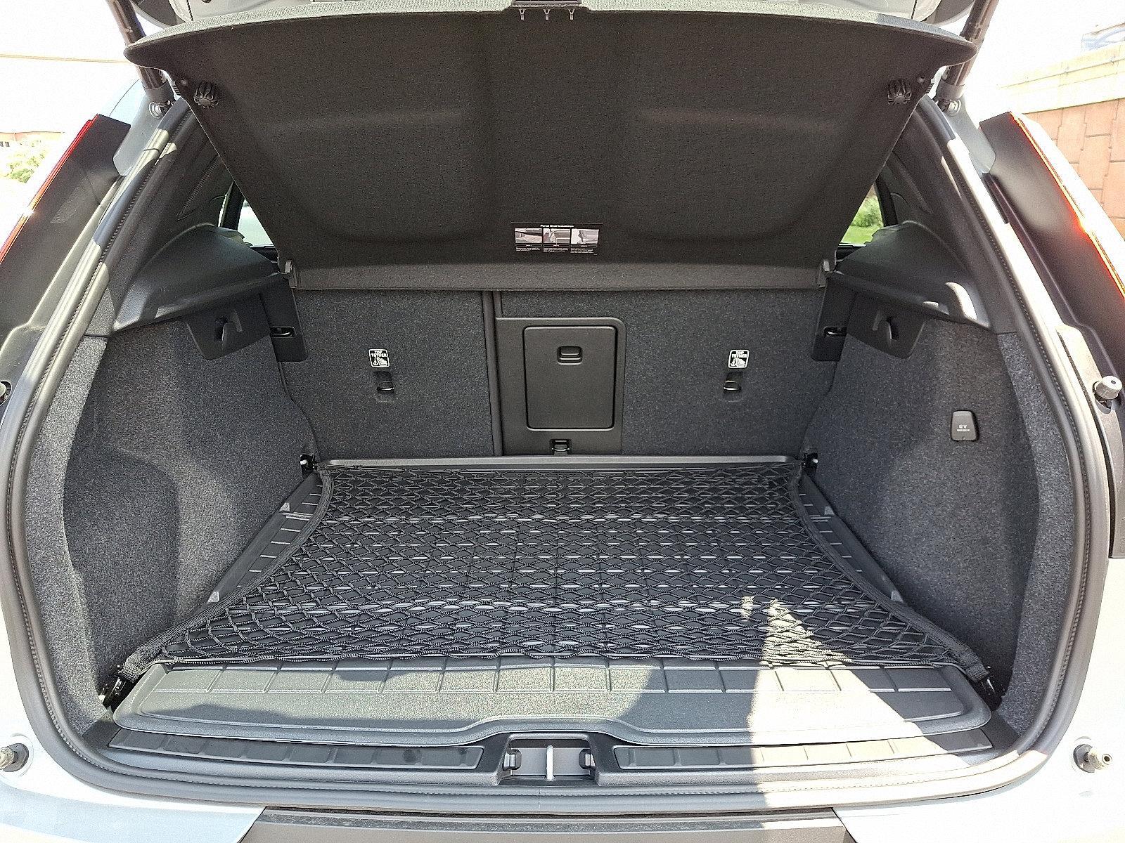 2025 Volvo XC40 Vehicle Photo in Lancaster, PA 17601