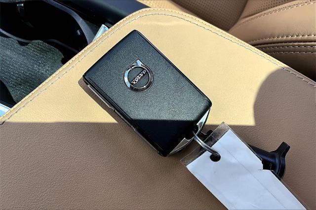 2024 Volvo XC90 Recharge Plug-In Hybrid Vehicle Photo in Grapevine, TX 76051