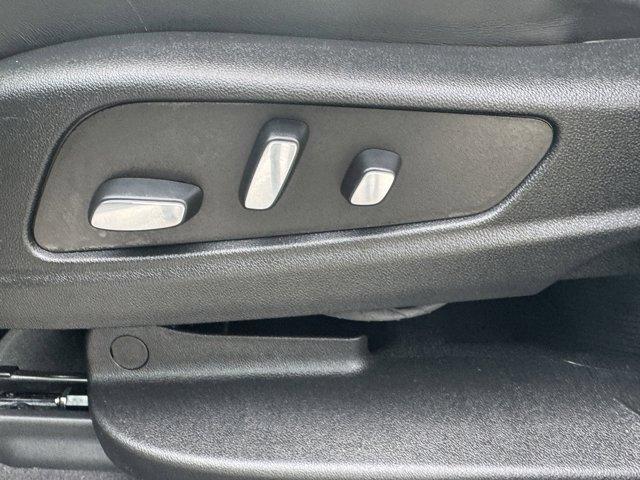 2024 Cadillac XT5 Vehicle Photo in LEOMINSTER, MA 01453-2952