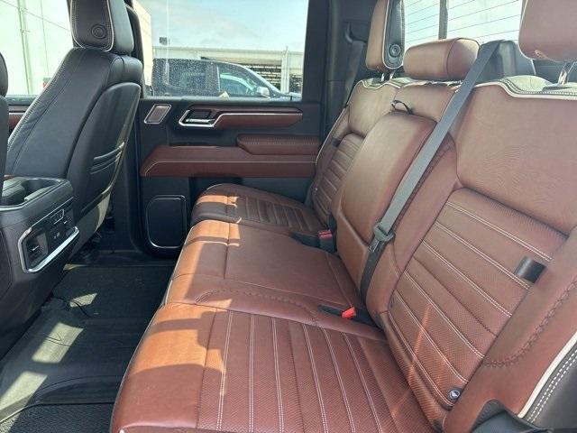 2024 GMC Sierra 3500HD Vehicle Photo in ENGLEWOOD, CO 80113-6708