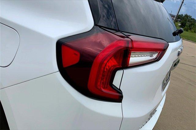 2024 GMC Terrain Vehicle Photo in TOPEKA, KS 66609-0000