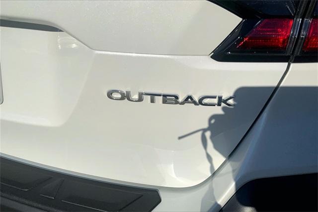 2024 Subaru Outback Vehicle Photo in KANSAS CITY, MO 64114-4545