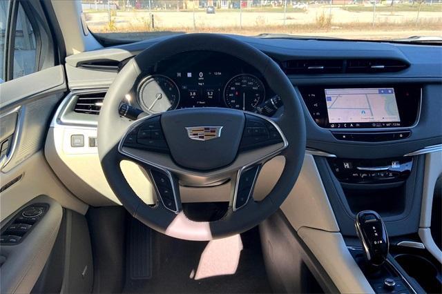 2025 Cadillac XT5 Vehicle Photo in KANSAS CITY, MO 64114-4545