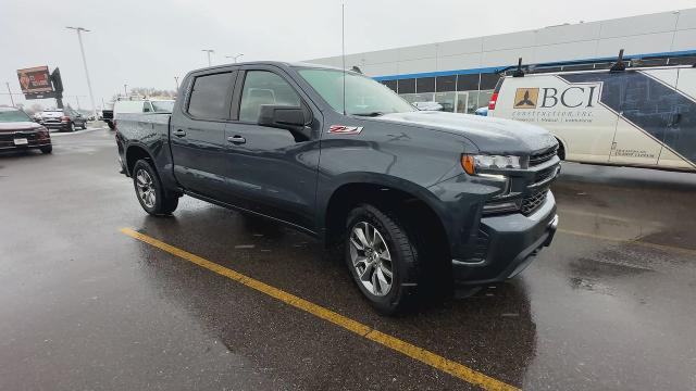 Used 2021 Chevrolet Silverado 1500 RST with VIN 1GCUYEED1MZ240954 for sale in Saint Cloud, Minnesota