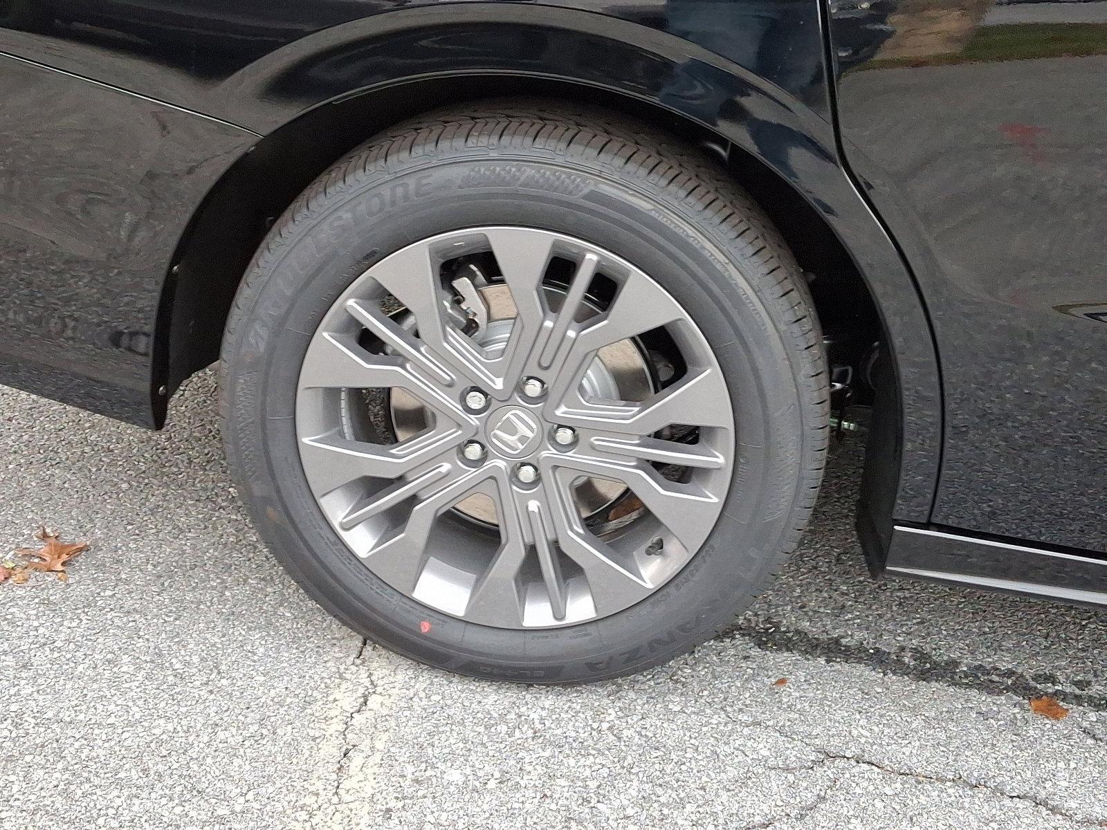 2025 Honda Odyssey Vehicle Photo in Harrisburg, PA 17111