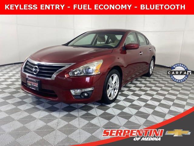 2015 Nissan Altima Vehicle Photo in MEDINA, OH 44256-9001