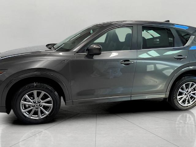 2025 Mazda CX-5 Vehicle Photo in Green Bay, WI 54304