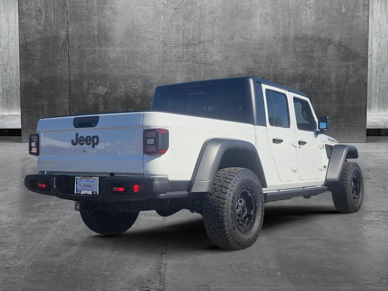 2024 Jeep Gladiator Vehicle Photo in PEORIA, AZ 85382-3715